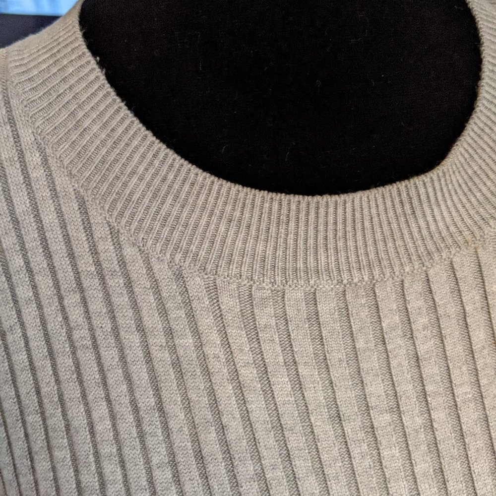 Venus Swing Hem Sweater